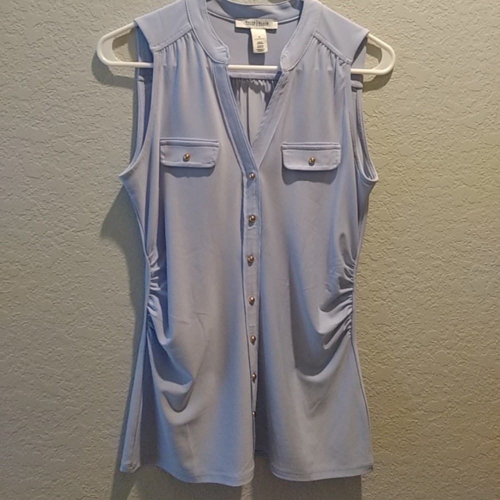 White House/ Black Market top